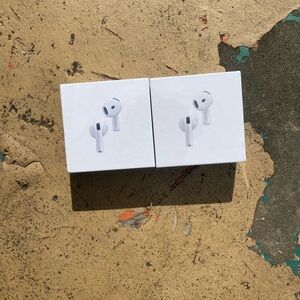 Airpods 4